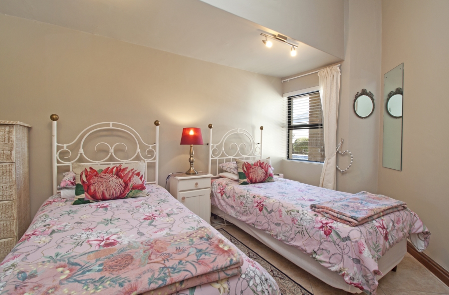 4 Bedroom Property for Sale in Stonehaven Estate Western Cape